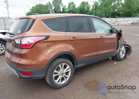 2017 Ford Escape Se z USA, uszkodzony, nr VIN 1FMCU9GD4HUE83877
